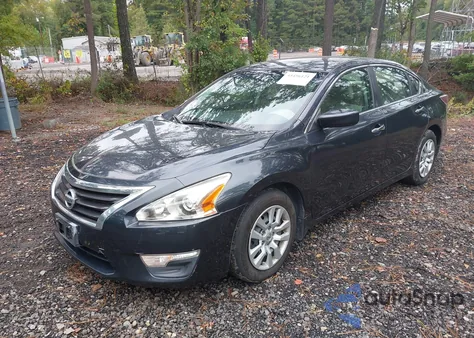 2015 Nissan Altima 2.5 S z USA, uszkodzony, nr VIN 1N4AL3AP8FC249040